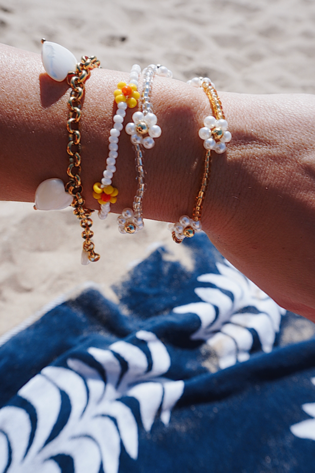 Bohemian Daisy Sunflower Bracelet With Adjustable Rope Chain Pendant Charm  For Women Handmade Summer Beach Boho Jewelry 2020 From Sleepybunny, $0.68 |  DHgate.Com